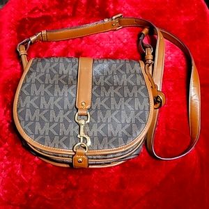 Michael Kors crossbody purse